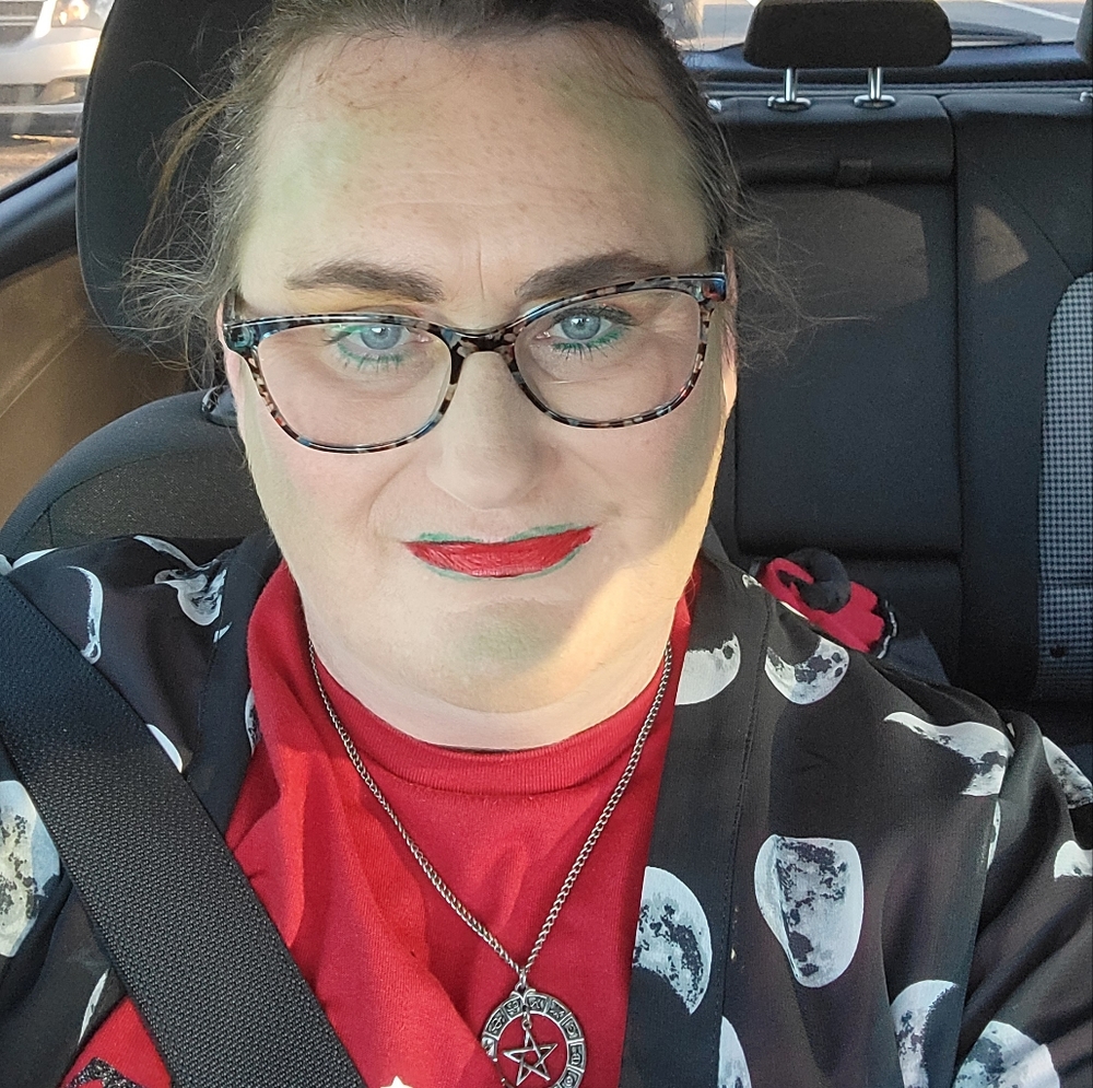 Meet your Posher, Deanna